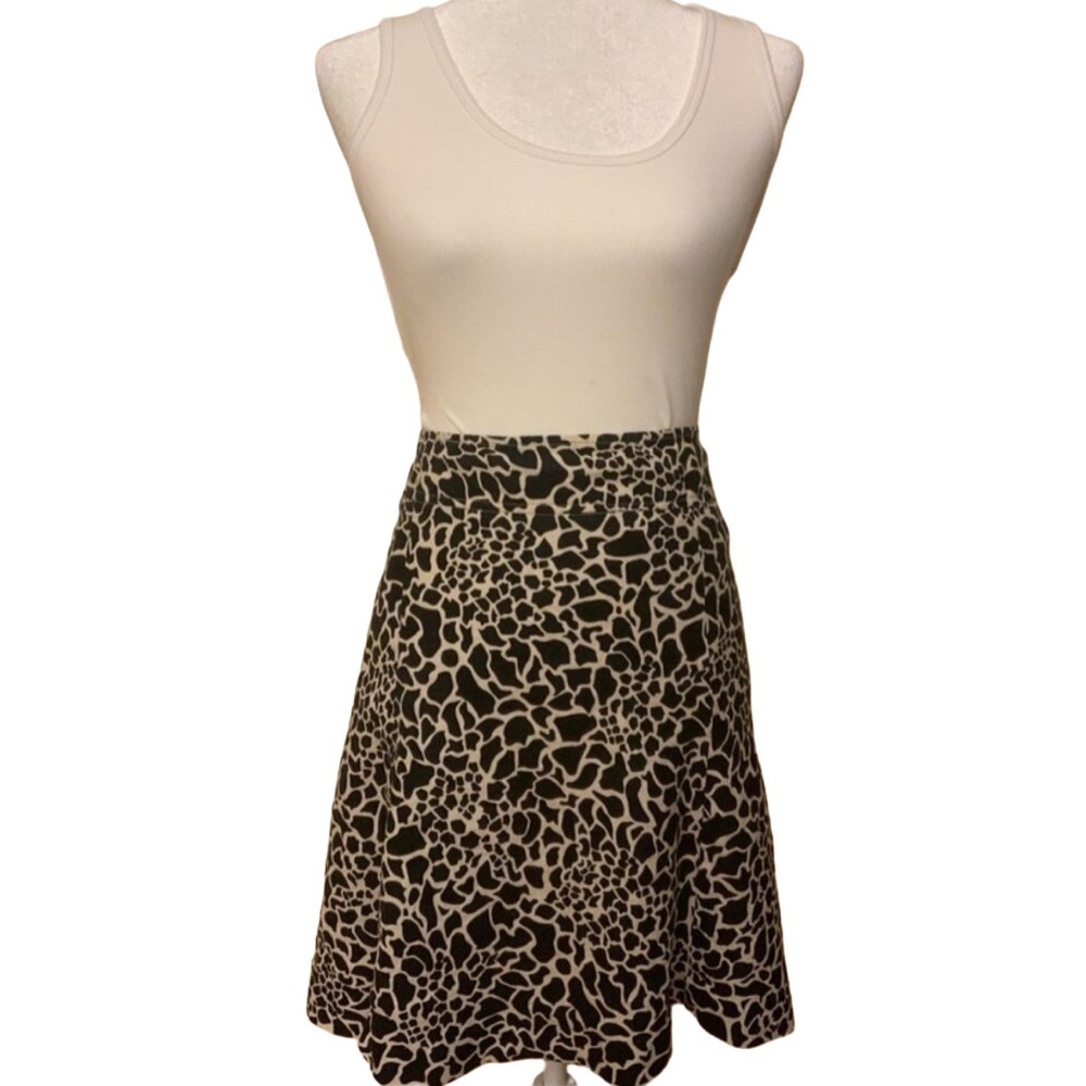 Merona Black and Cream Linen Giraffe Print A-Line Skirt - Size 8!!